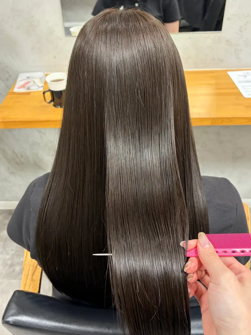 ロング カラー ヘアアレンジ ベージュカラー 透明感カラー ダブルカラー エドルカラー ハイライトカラー ヘアカラー トリートメント misa🫧ナチュラ ル縮毛矯正/髪質改善のヘアスタイル