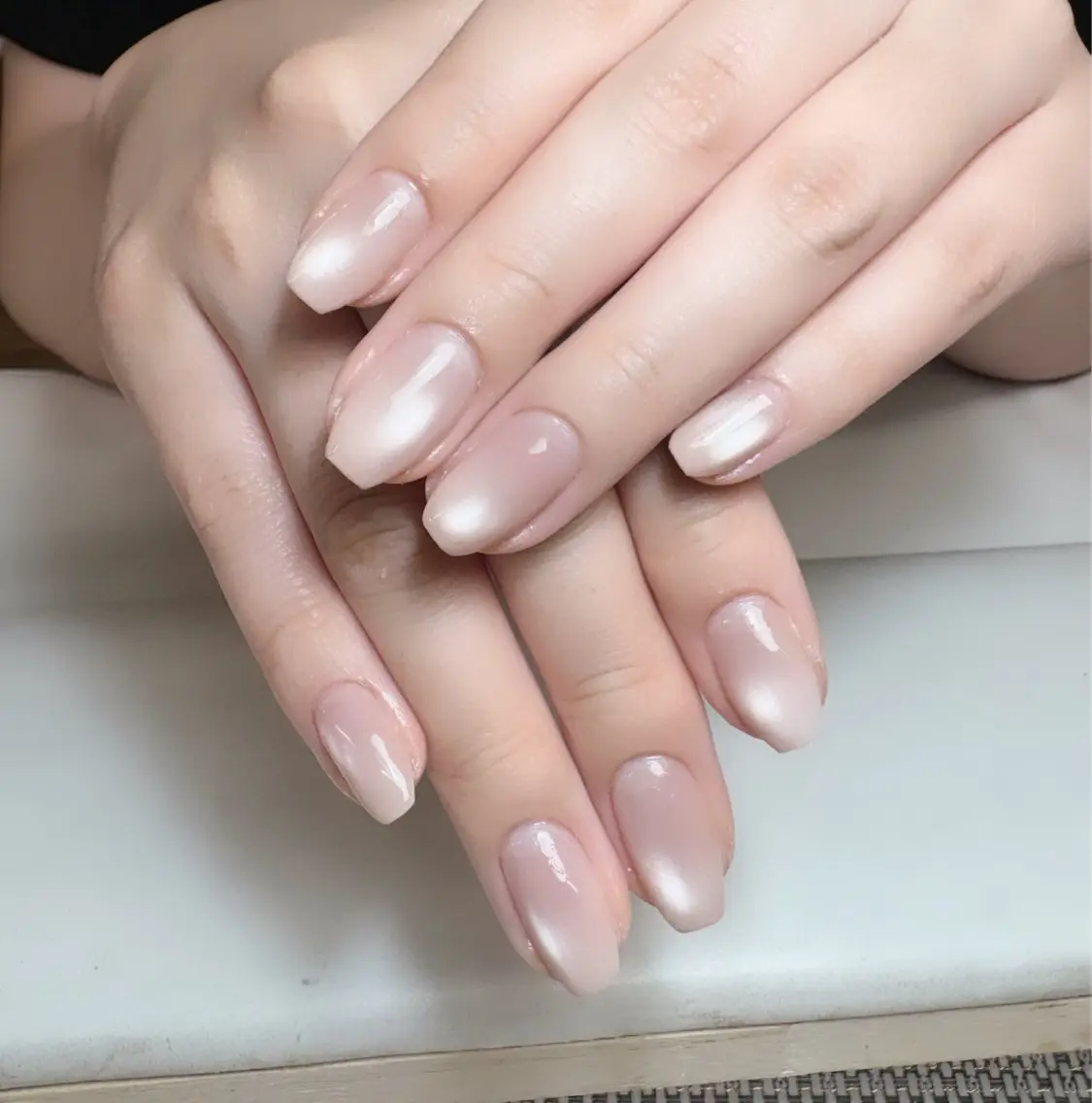 ネイル オーロラネイル ブルー チークネイル 長さ出し フットネイル ハンドネイル Kaki ちゃんのネイルデザイン