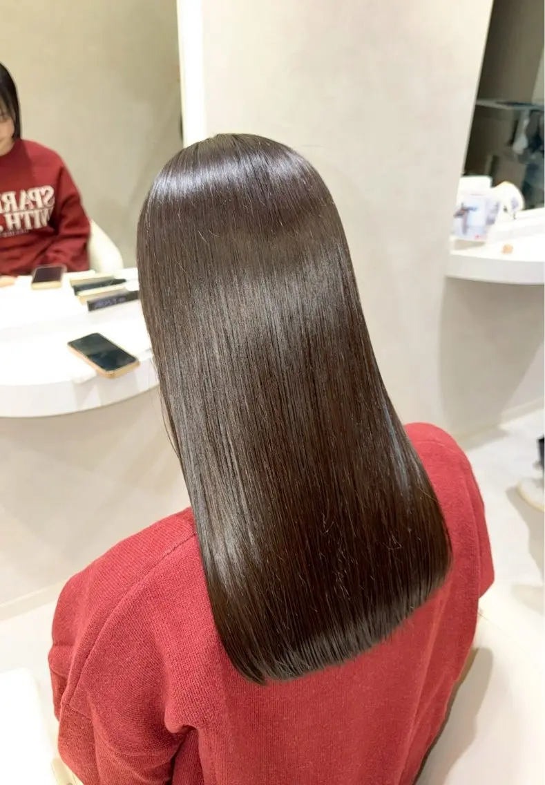カラー ♻️ブリーチなし カラー♻️のヘアスタイル