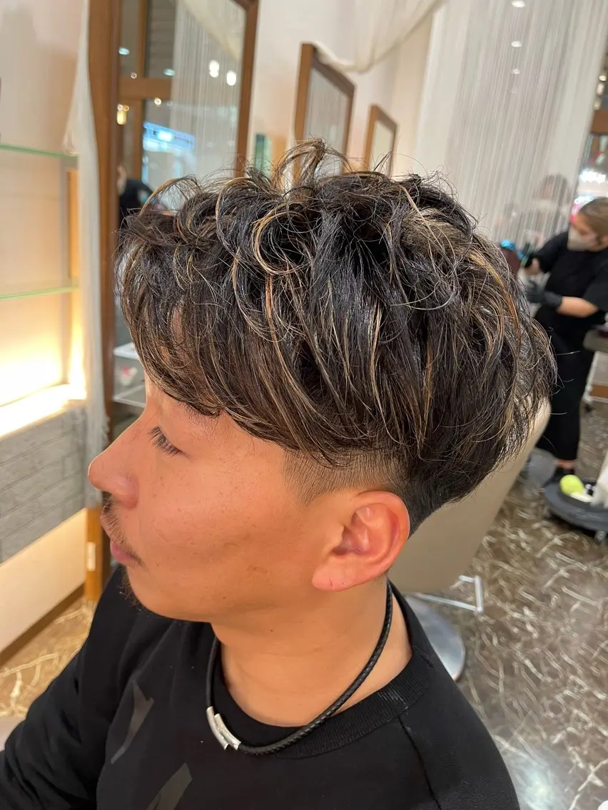 ショート カラー パーマ メンズ 👑高指名率👑 高橋大輔のヘアスタイル