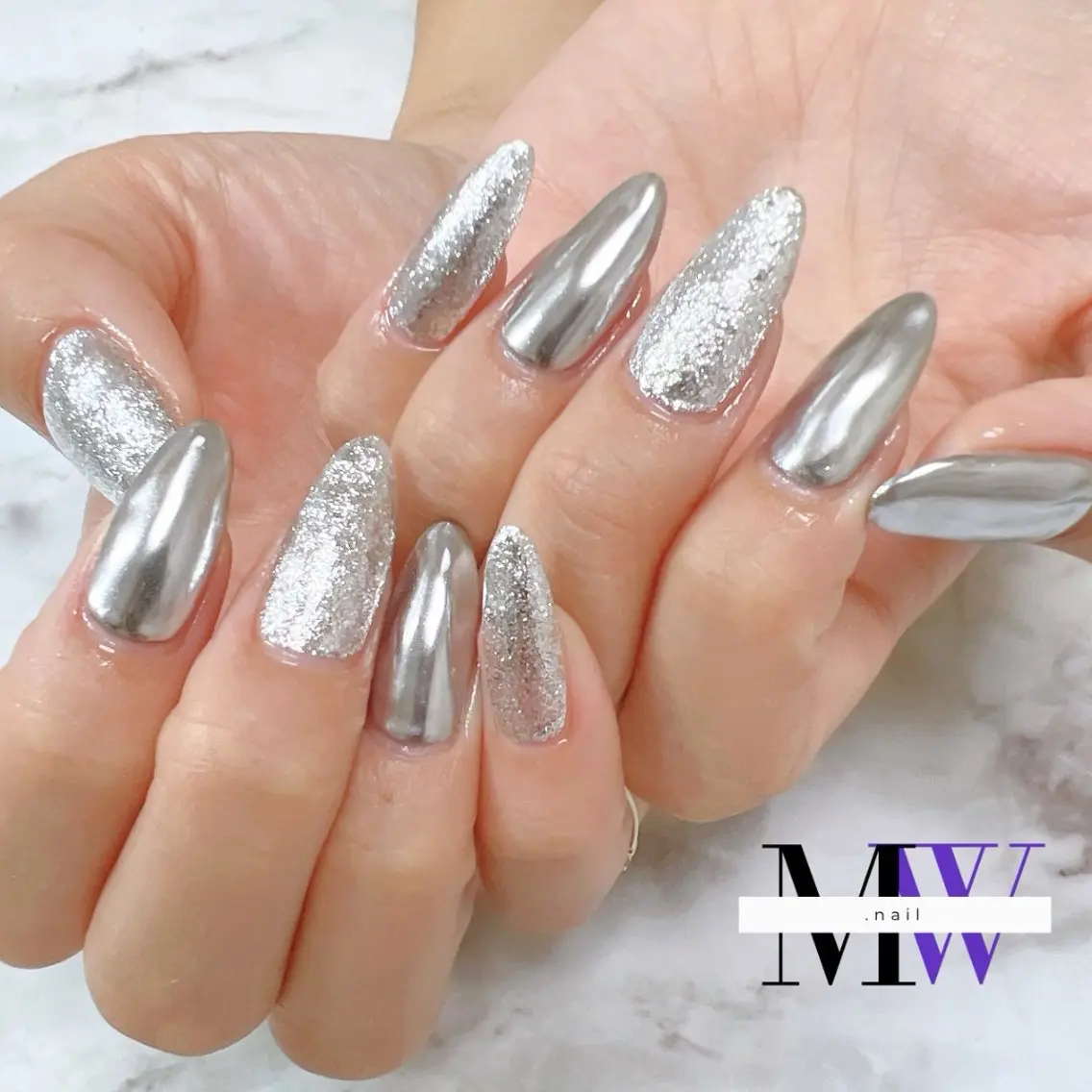 ネイル キラキラネイル ミラーネイル ハンドネイル MW .nailのネイルデザイン