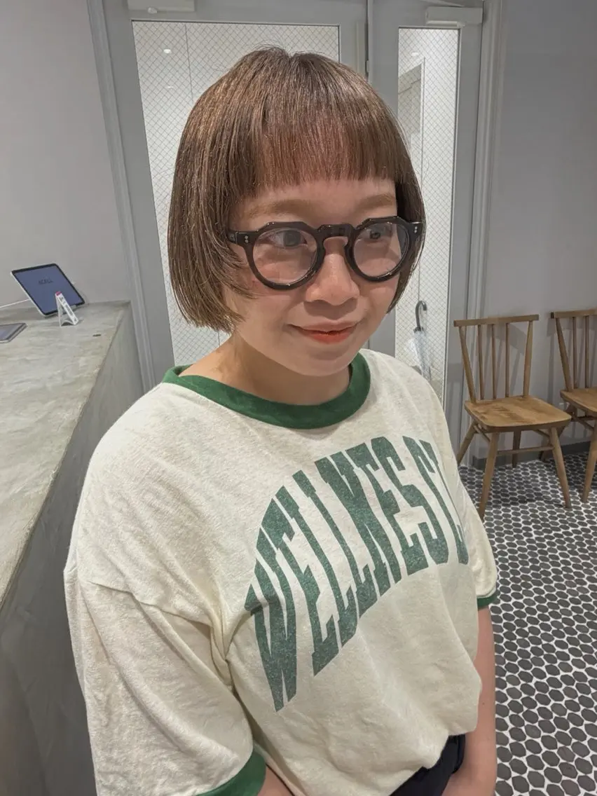 ミディアム カラー ブリーチ カット ヘアカラー 砂原 ひよりのヘアスタイル