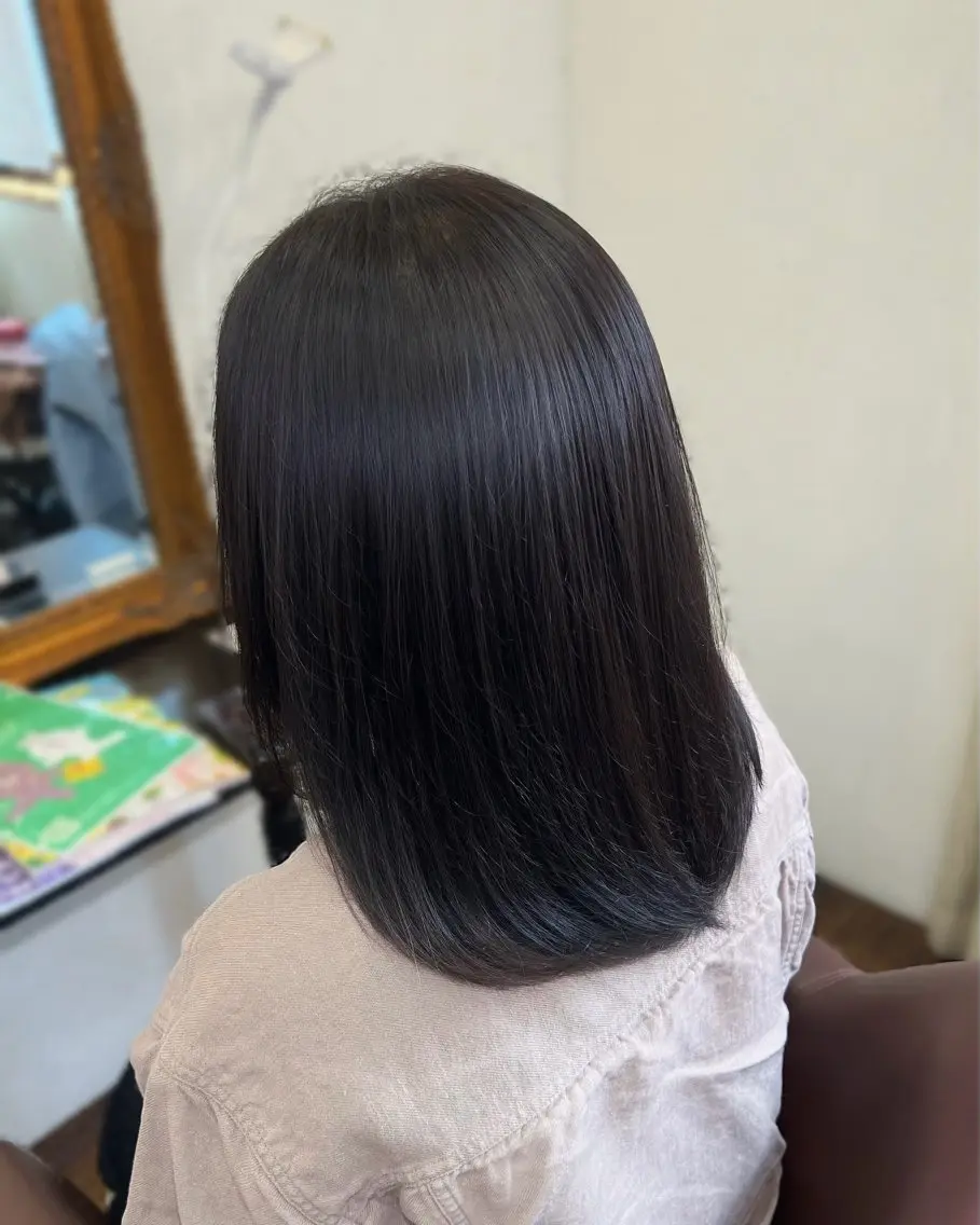 セミロング 縮毛矯正 m yuunaのヘアスタイル