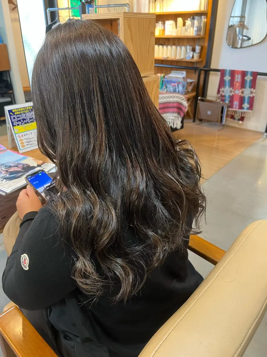 ロング アッシュ ハイライト ロング カット ヘアカラー 阪神西宮★JUNO 川﨑温子のヘアスタイル