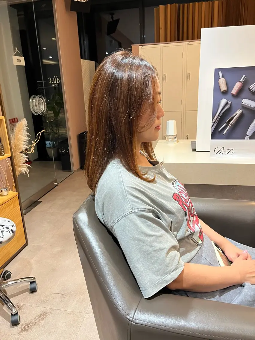 セミロング レイヤーカット カット 坂本 翔のヘアスタイル