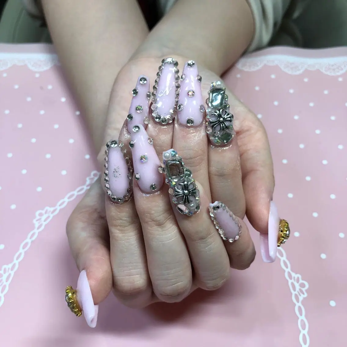 ロング ネイル ハンドネイル 《LB》ラブリエ Nail&eyeのマツエク・マツパデザイン