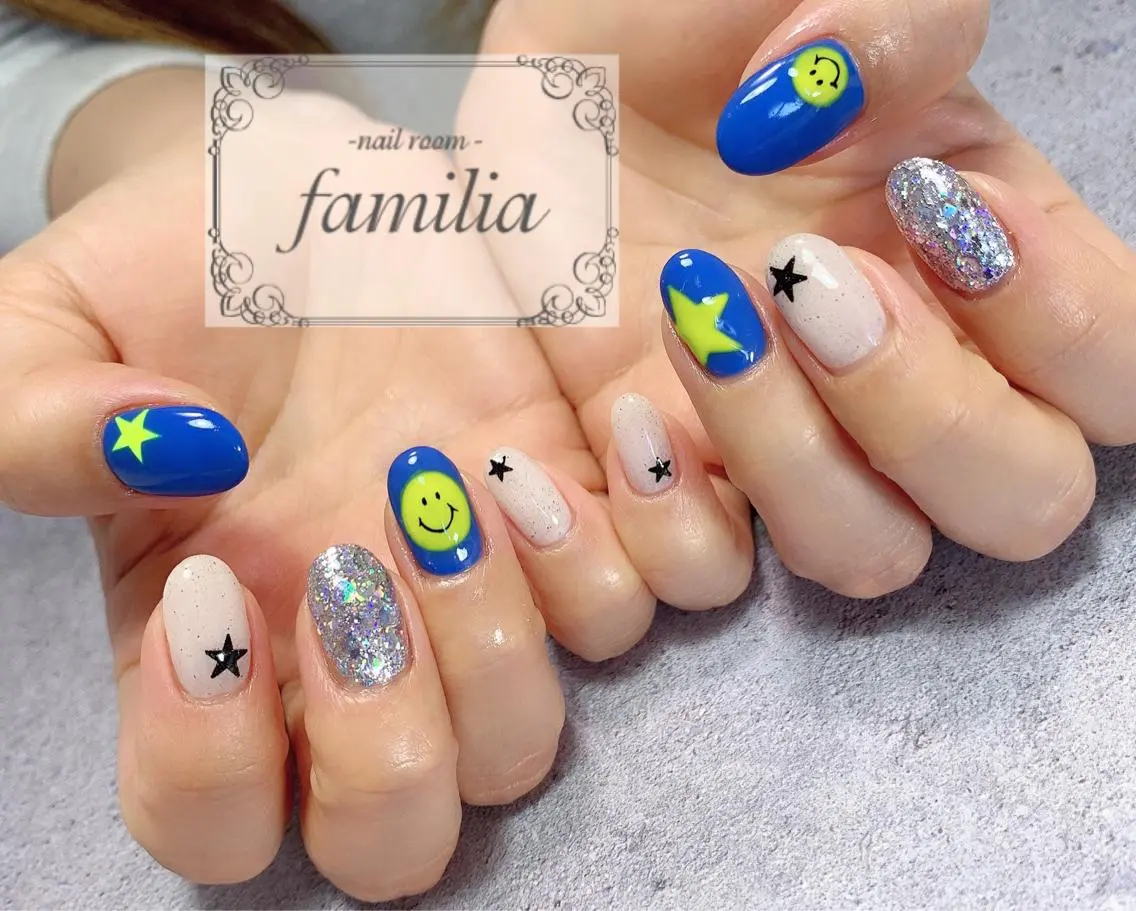 ネイル ハンドネイル -nailroom- familiaのネイルデザイン