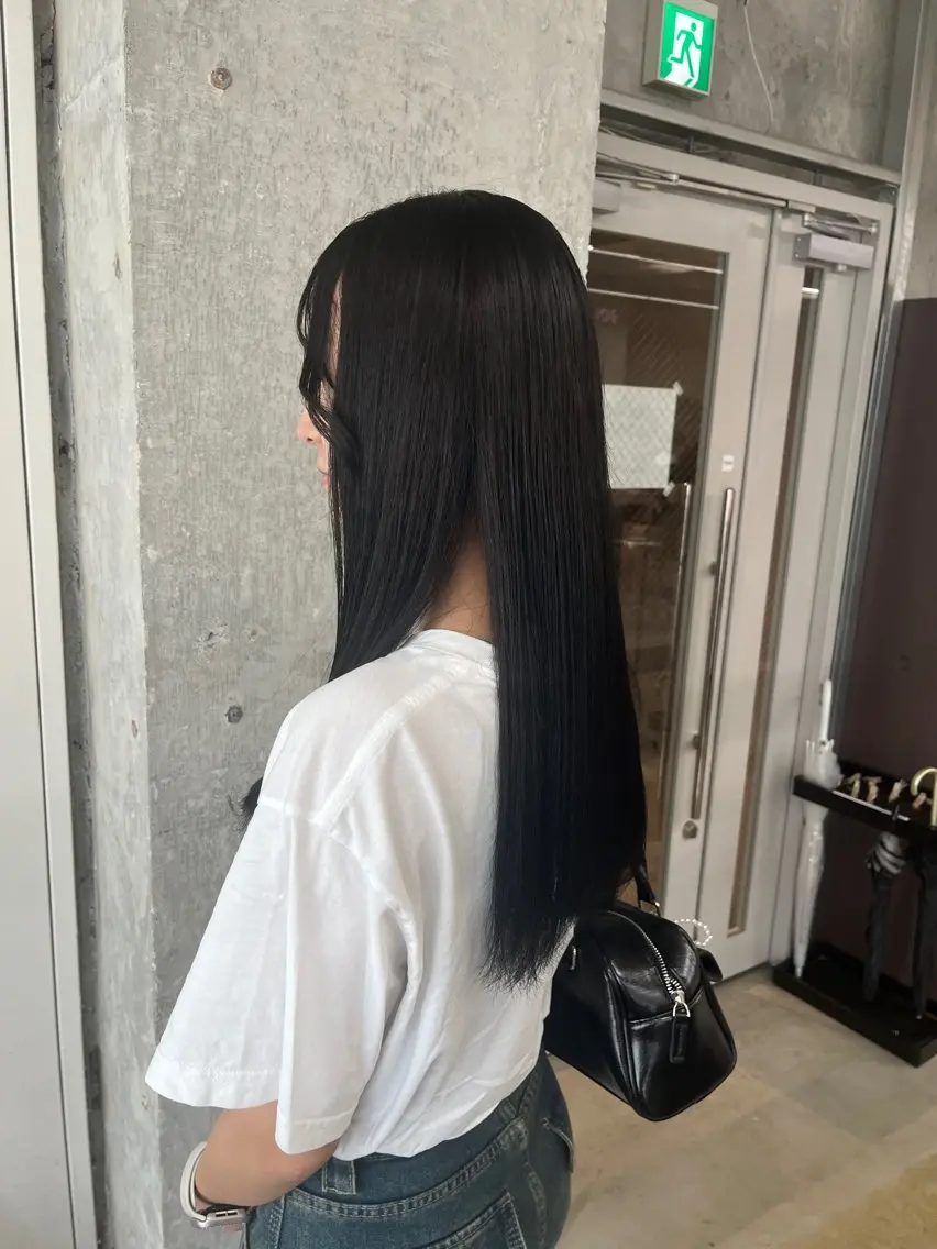 カラー ヒラソル Yura🌿の眉毛・アイブロウイメージ