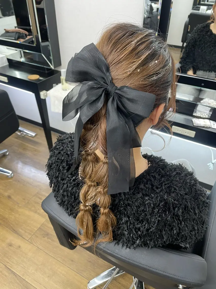 ヘアアレンジ 結婚式・ブライダル 𝙃𝘼𝙍𝙐🎀 韓国×エクステのヘアスタイル