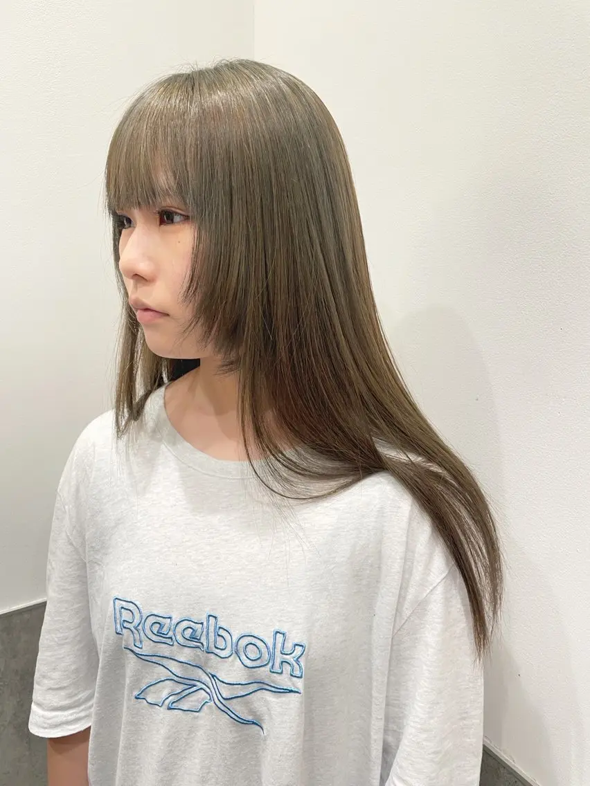 💗カット+カラー💗 ハイトーン/韓国ヘアー/ミルクティーベージュ/デザインカラー/レイヤーカットの写真