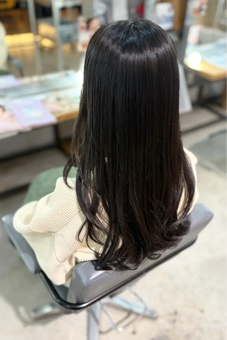ロング カラー 菊地 紗矢のヘアスタイル