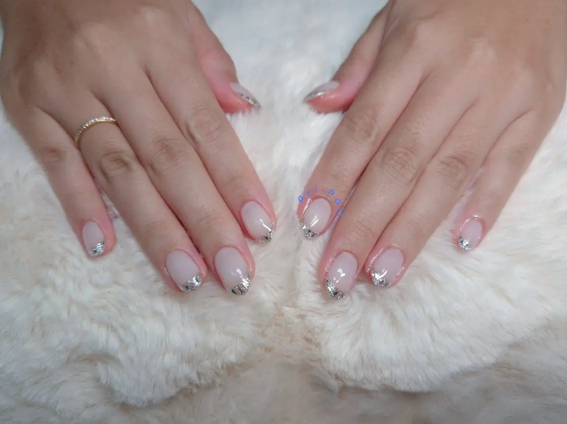ネイル フレンチネイル ガラスフレンチ ari nail studioのネイルデザイン