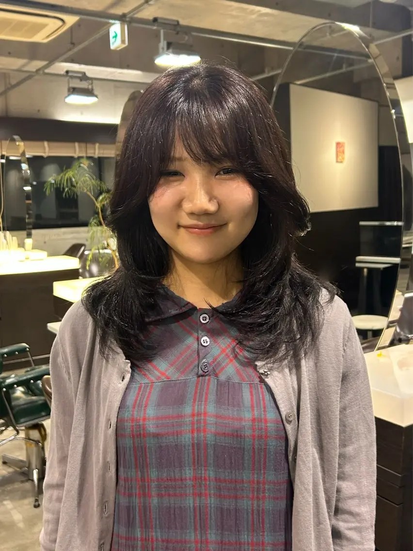 ミディアム カット ヘアカラー トリートメント NanaKo 表参道 レイヤー/ハッシュのヘアスタイル
