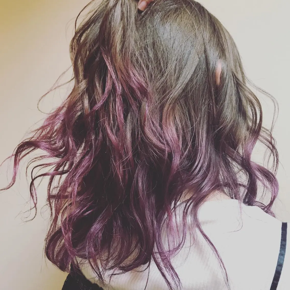 カラー 荒川 賢人のヘアスタイル