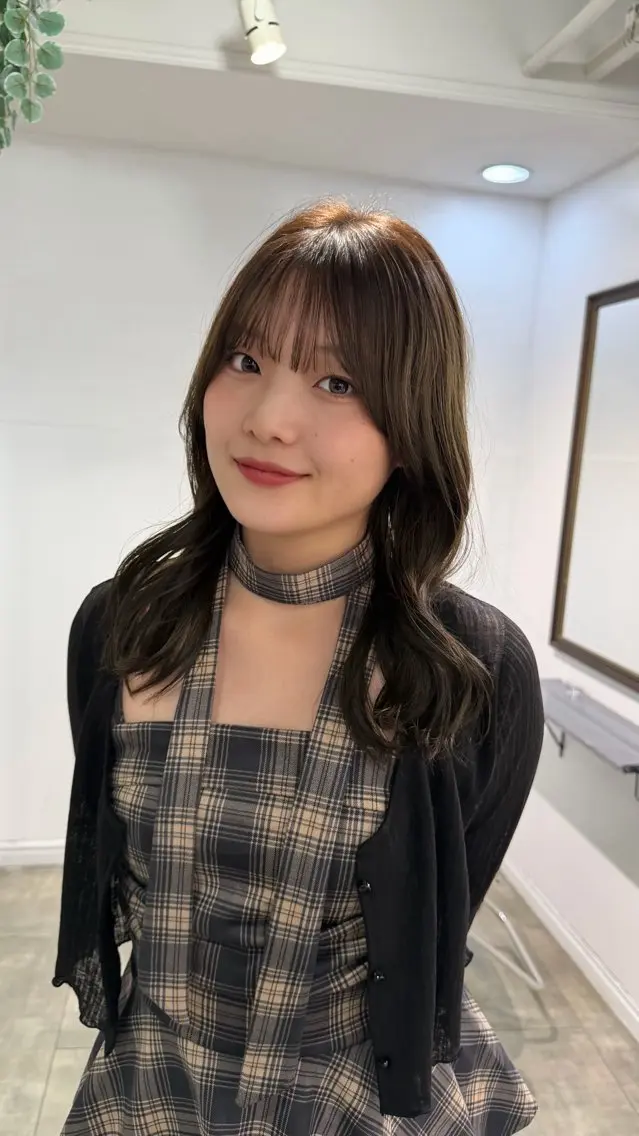 カラー 透明感カラー オリーブカラー ヘアカラー トリートメント minami ili梅田のヘアスタイル