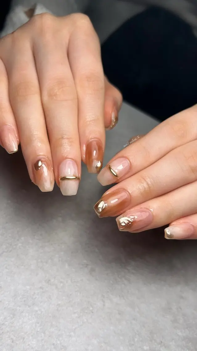 ネイル アートネイル 持ち込み ニュアンスネイル 関山 志乃のネイルデザイン