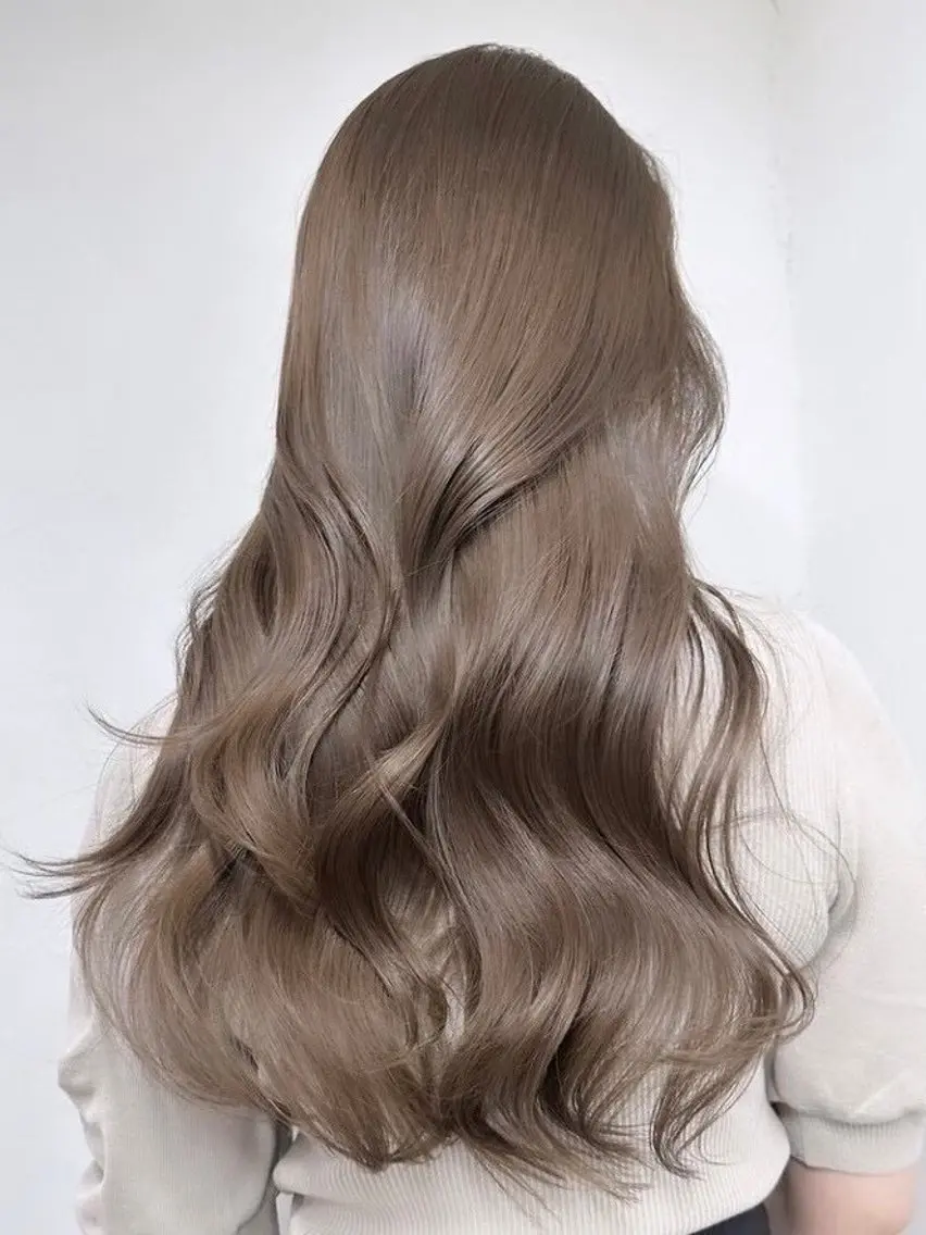 カラー Koharu カラーモデルのヘアスタイル