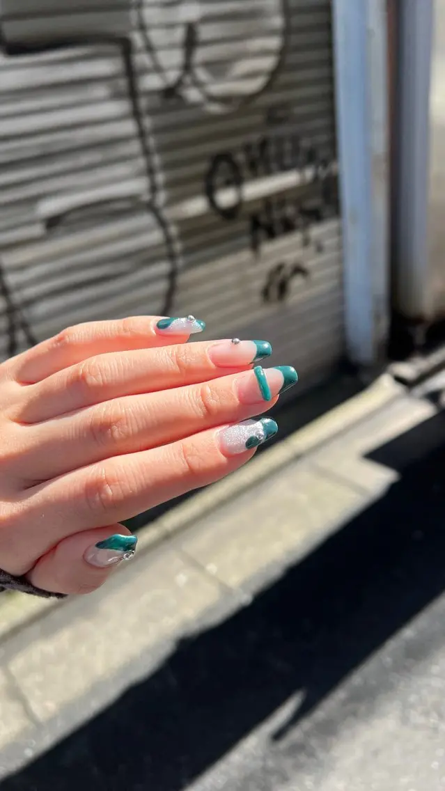 ネイル ニュアンスネイル LeaLea nails.のネイルデザイン