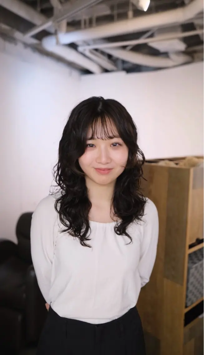 セミロング セミロングパーマ レイヤーカット カット パーマ 似合わせレイヤー✄﻿ ヨシノ マサキのヘアスタイル