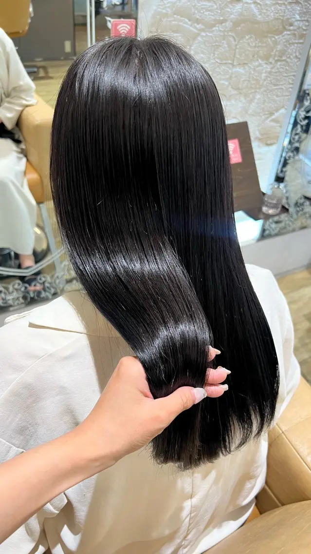 セミロング カット ヘアカラー トリートメント JILL ユキのヘアスタイル