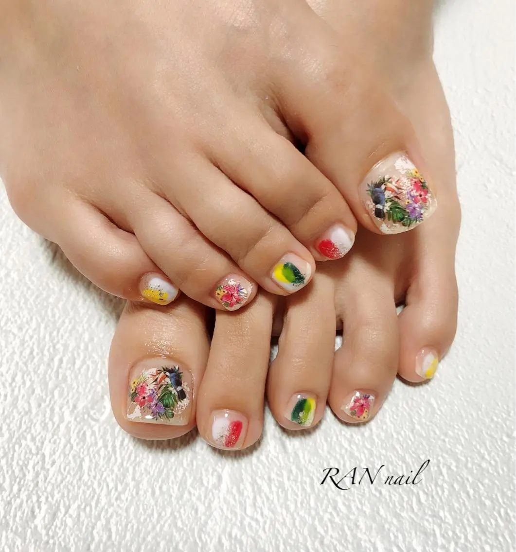 ネイル クリアネイル フラワーネイル フットネイル オフィスネイル 春ネイル ハンドネイル フットネイル RAN nailのネイルデザイン
