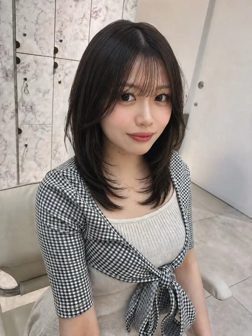 ✨破格クーポン✨💎前髪&顔周りカット+プラチナカラー+高濃度水素ULTOWAトリートメントの写真