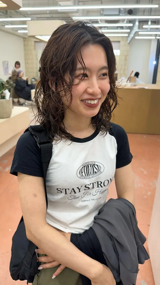ミディアム パーマ ミディアムパーマ カット パーマ トリートメント 早川 哲矢のヘアスタイル