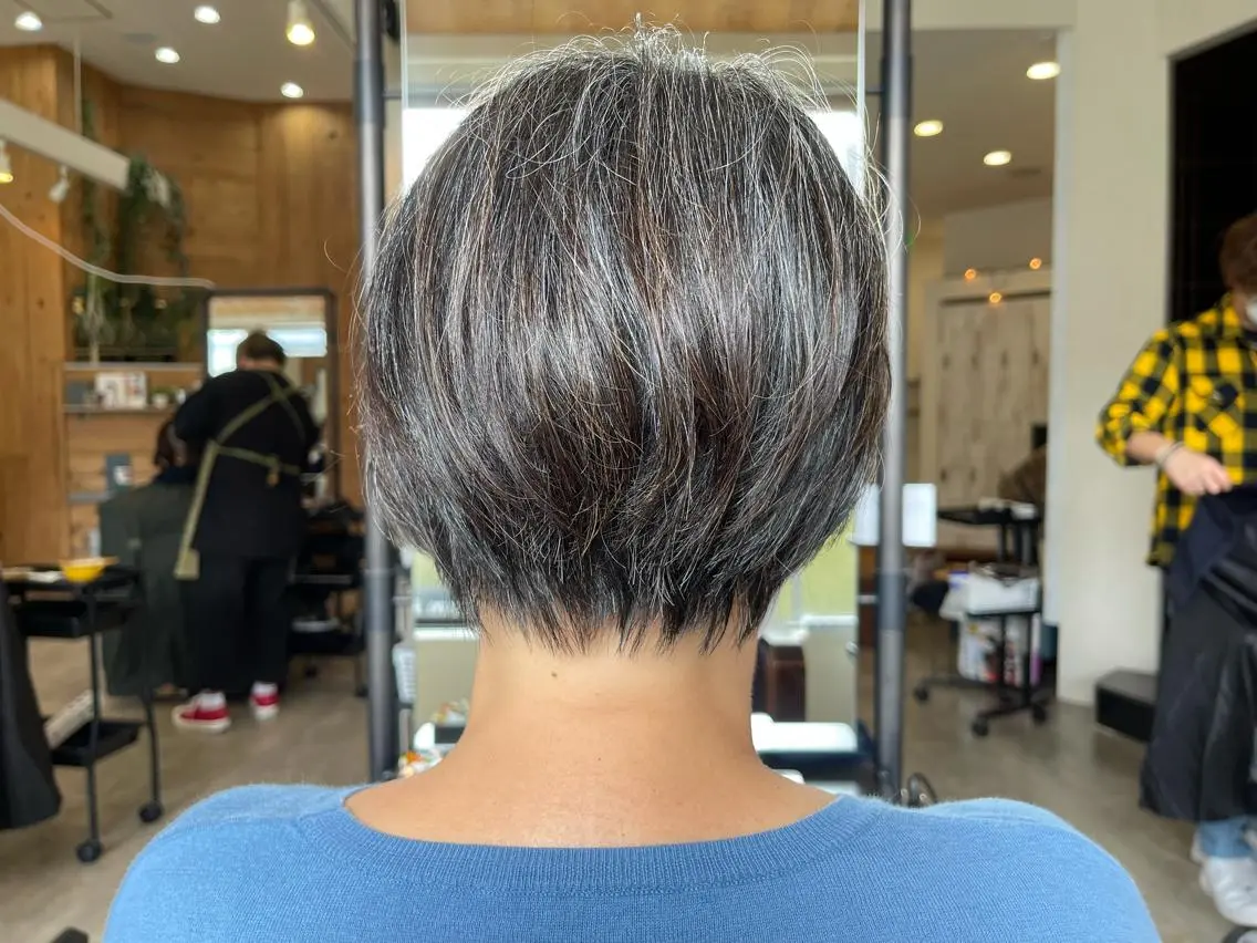 ショート カット くせ毛カット終着点 カワサキトオル溝の口のヘアスタイル