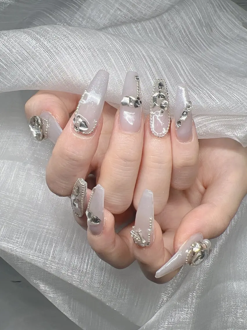 ネイル ハンドネイル Lee Nailsのネイルデザイン