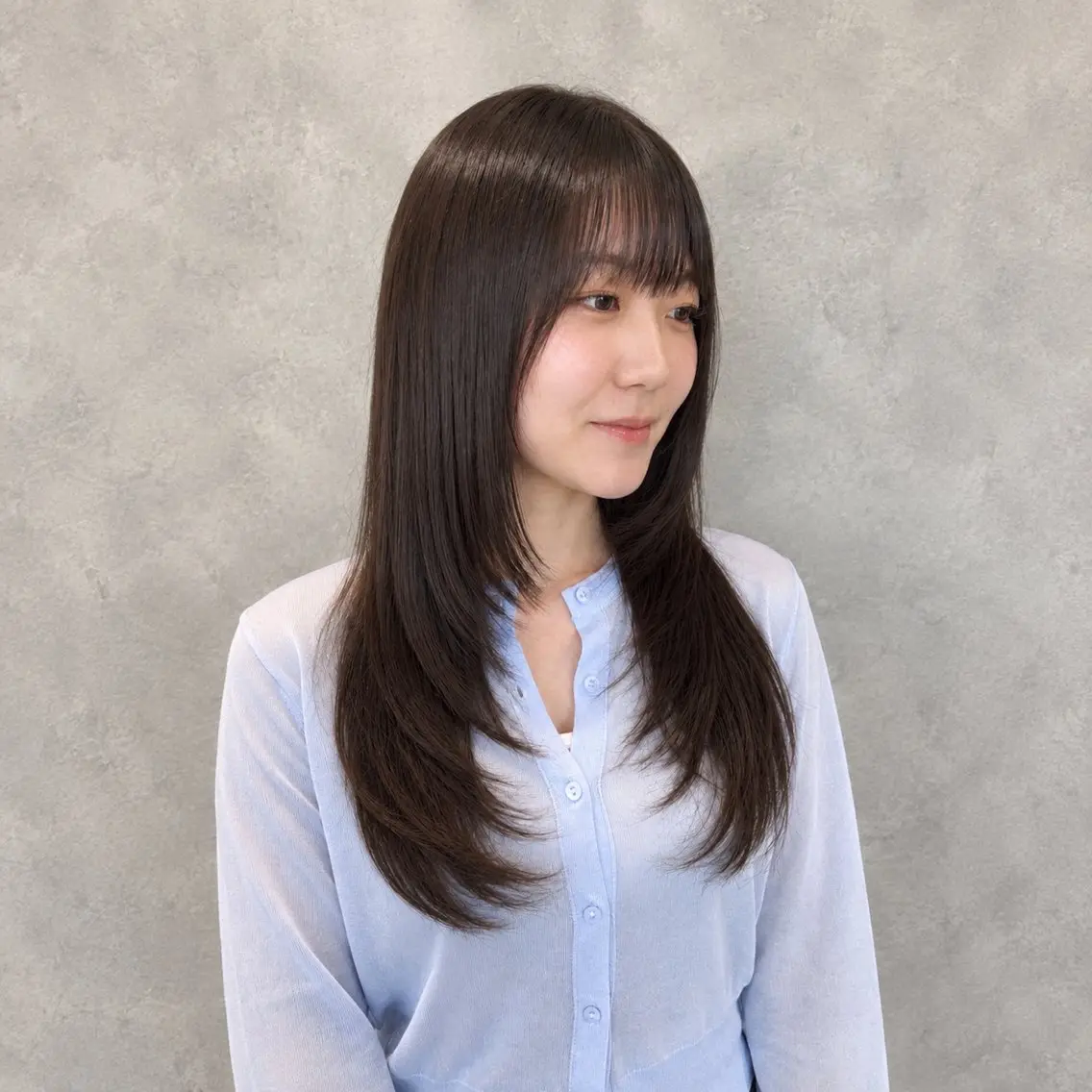 ミディアム ミディアムレイヤー レイヤーカット ヘアカラー 顔周りレイヤー/似合 わせカラー/長瀬叶翔のヘアスタイル