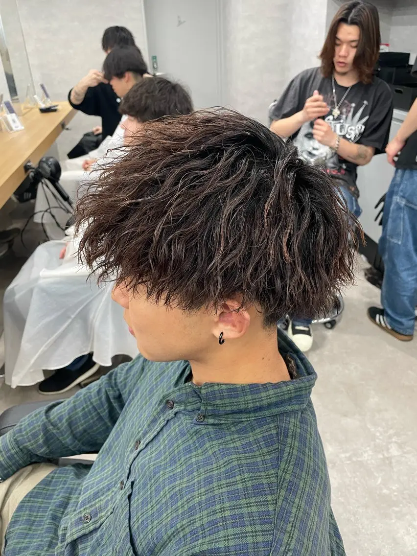 パーマ メンズ カット パーマ トリートメント ヘッドスパ ヘアセット 💎メンズ特化💎 tomokiのヘアスタイル