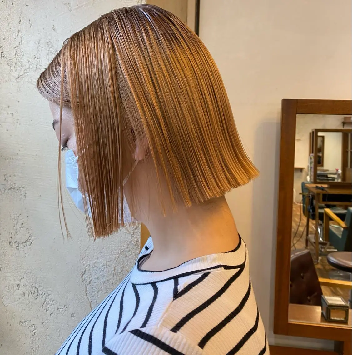 ショート カラー ベージュカラー ブリーチ ダブルカラー オレンジ オレンジベージュ マンツーマン 美容師💚コウブチのヘアスタイル