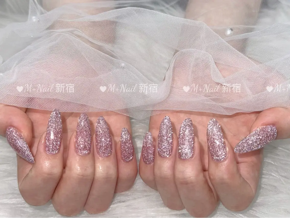 ネイル フラッシュネイル キラキラネイル ハンドネイル M+Nail 新宿のネイルデザイン