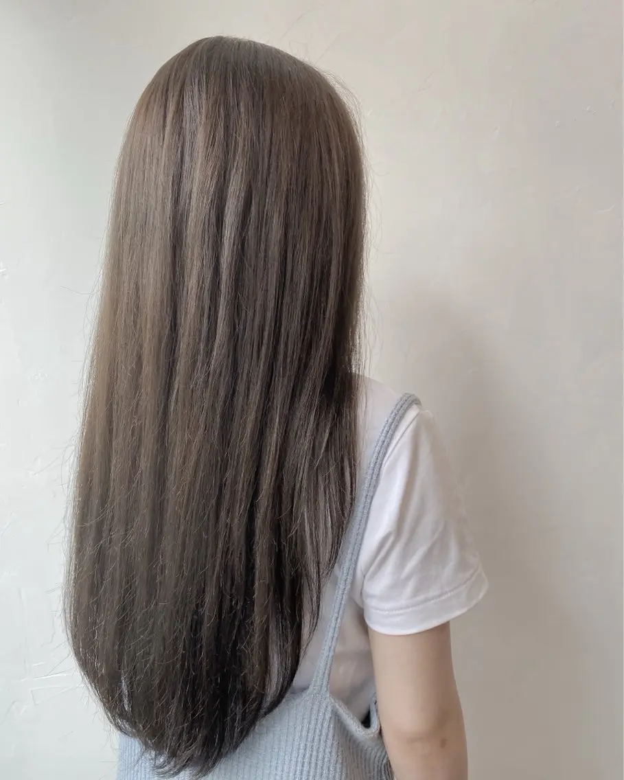 ロング カラー プチ アルクのヘアスタイル
