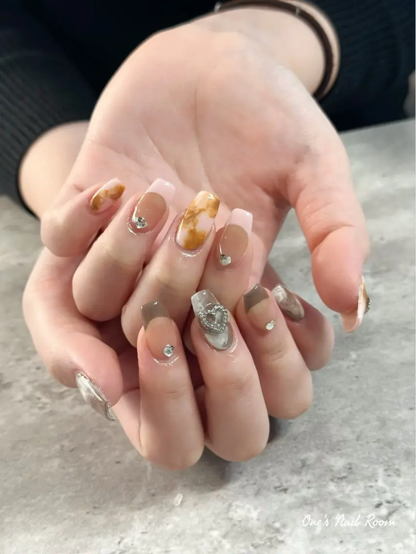 ネイル ハンドネイル One's Nail Roomのネイルデザイン