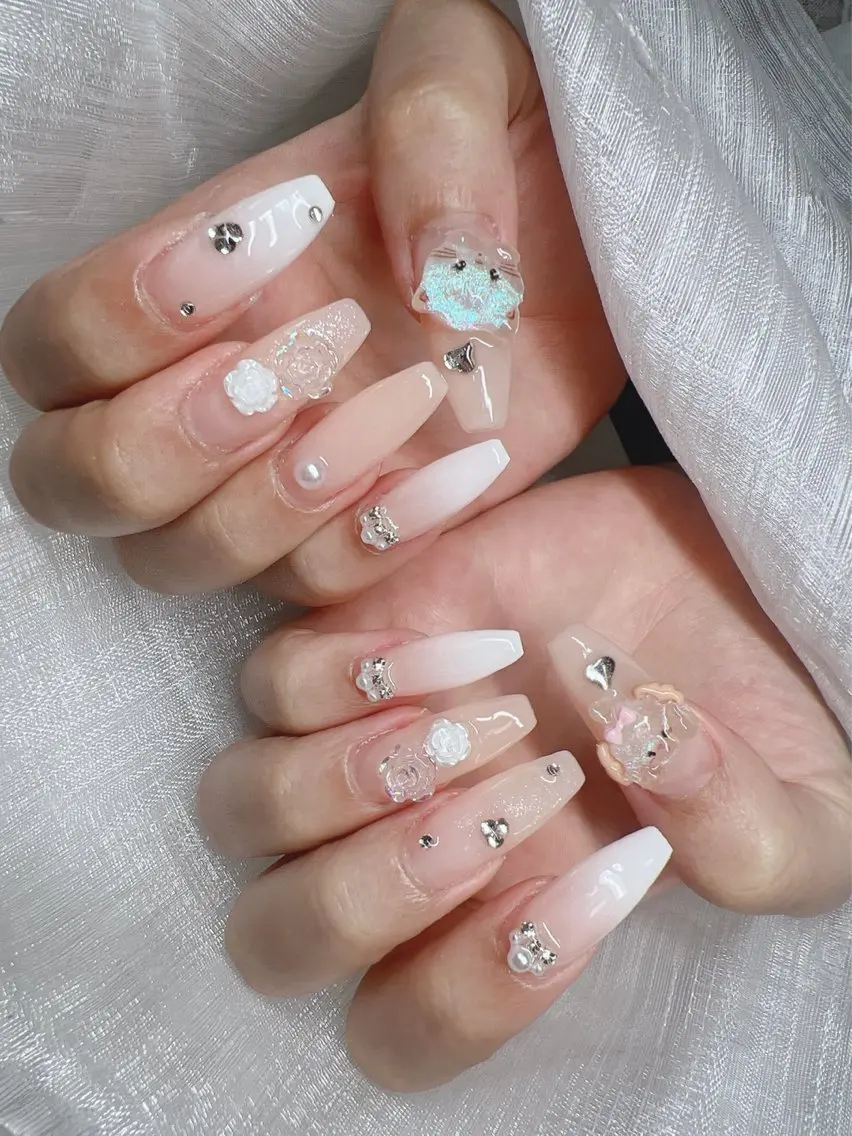 ネイル 長さ出し グラデーション キラキラネイル マグネットネイル ニュアンスネイル Lee Nails チップ長さだし専門店のネイルデザイン