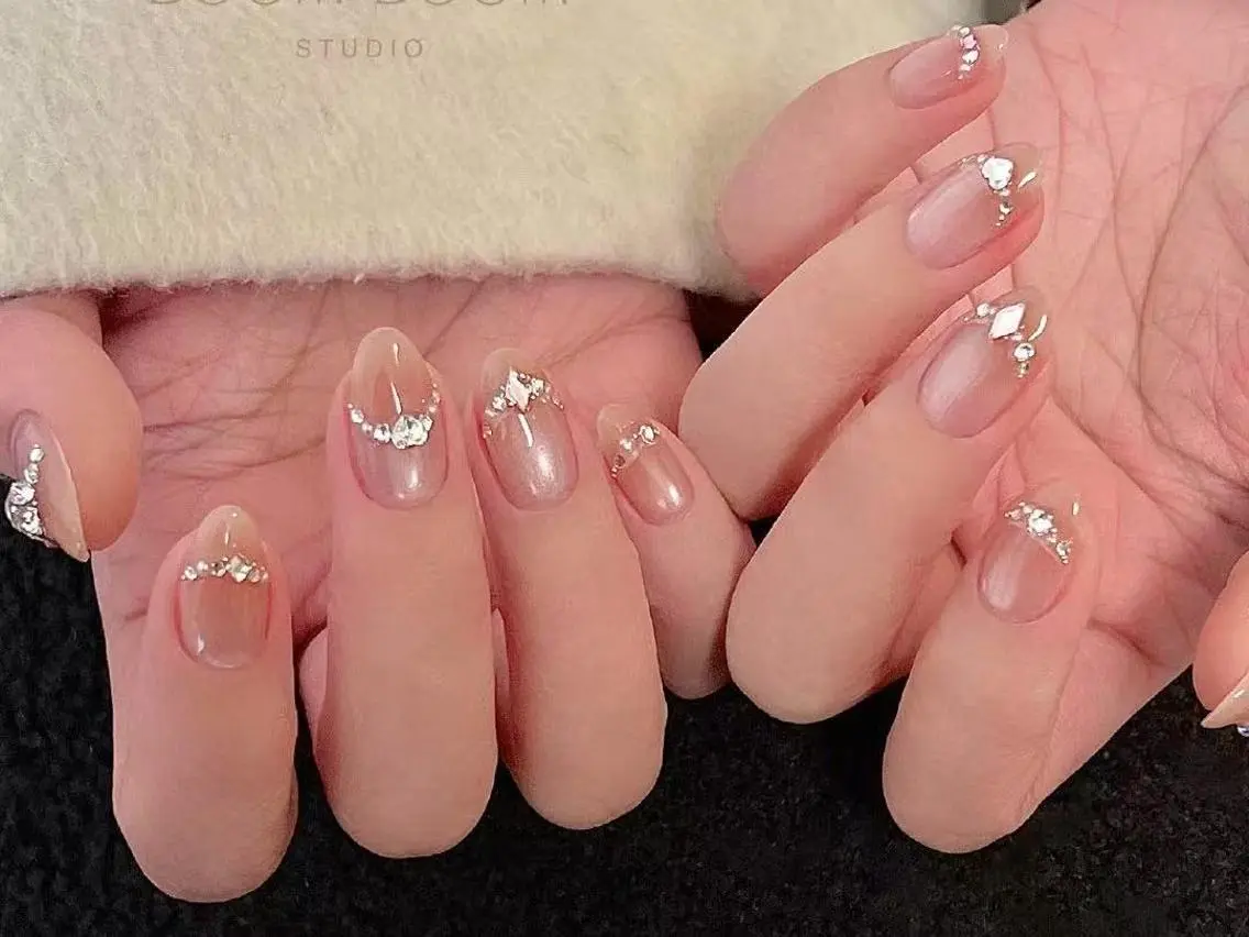 ネイル 長さ出し ジェルネイル グラデーション 韓国ネイル マグネットネイル moomi nail スカルプ専門のネイルデザイン