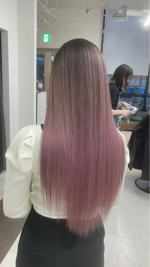 セミロング カラー B.Chance カラーリスト　ペーのヘアスタイル