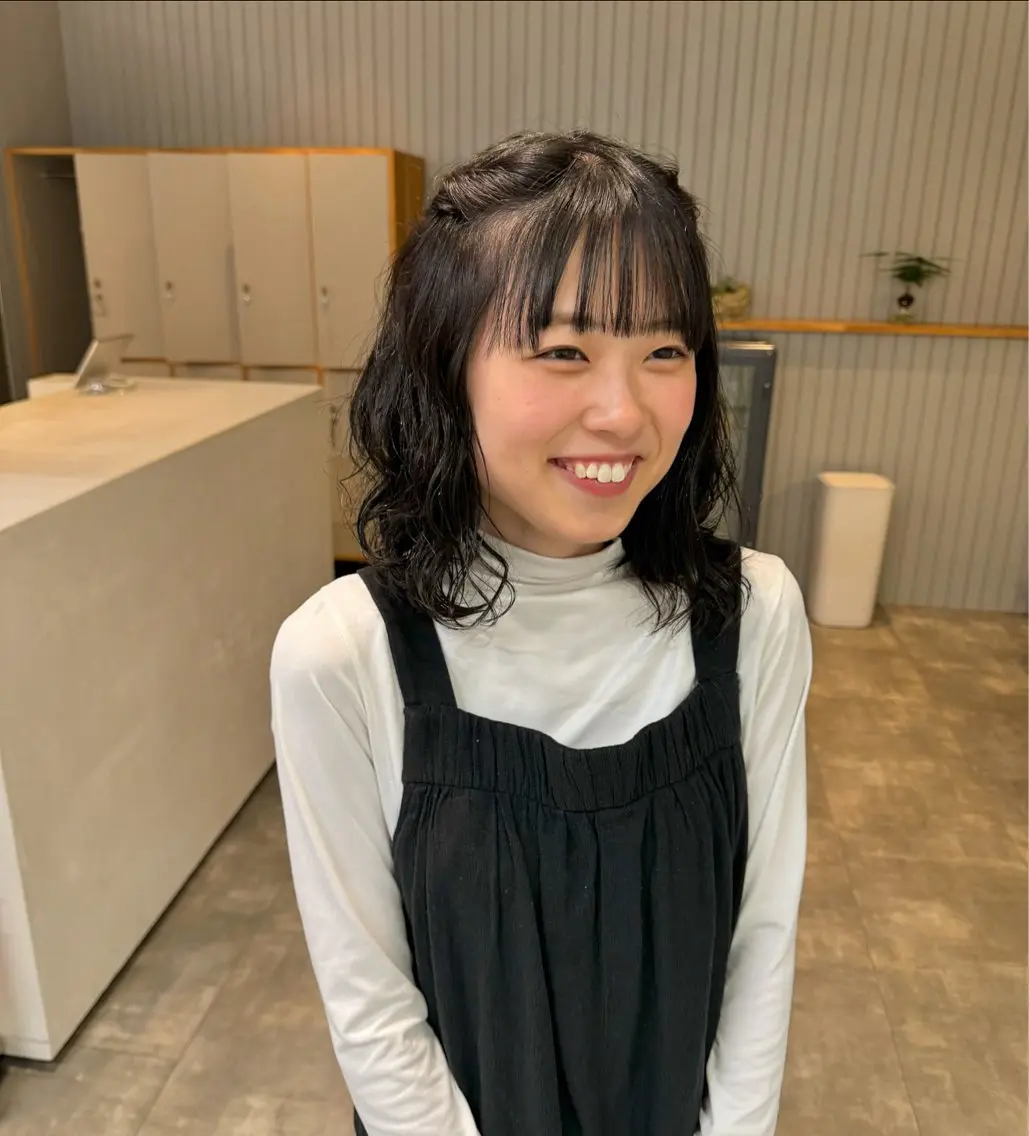 セミロング パーマ ヘアアレンジ セミロングパーマ 加藤 真由のヘアスタイル