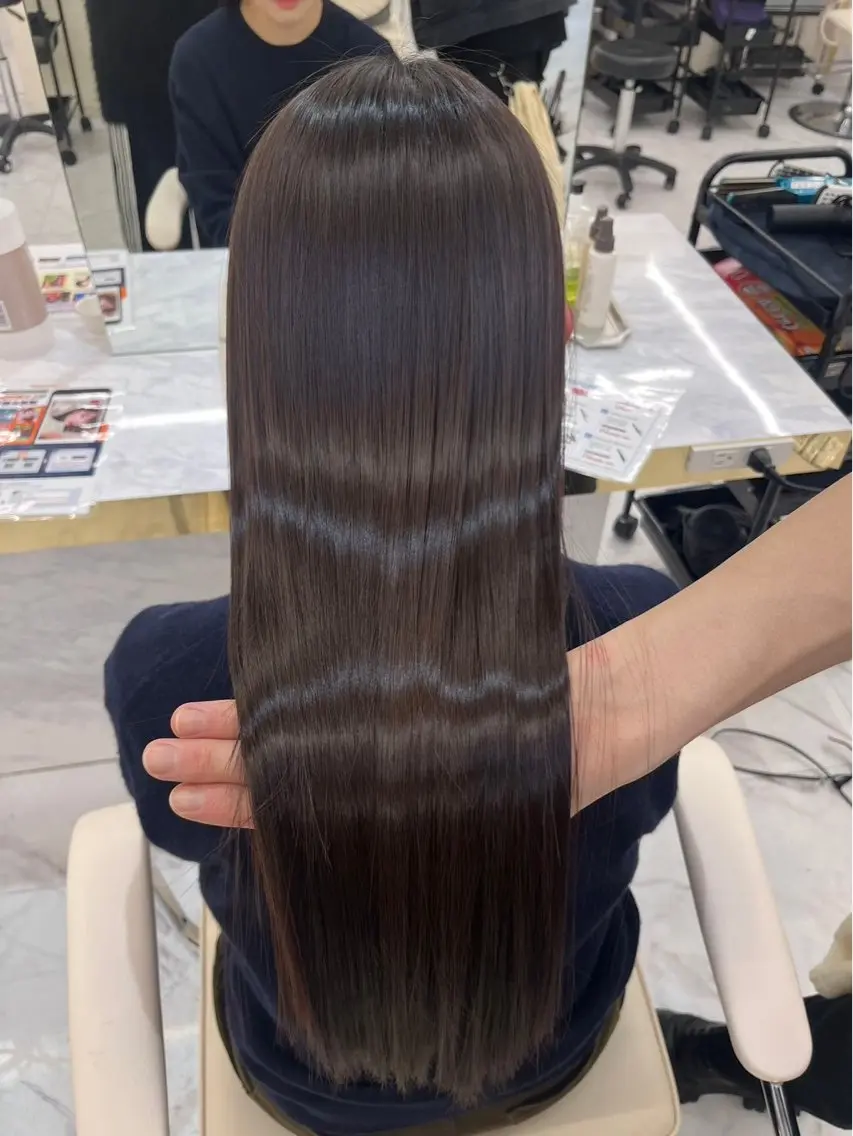 セミロング カラー 縮毛矯正🫧髪質改善 高原瑞輝のヘアスタイル