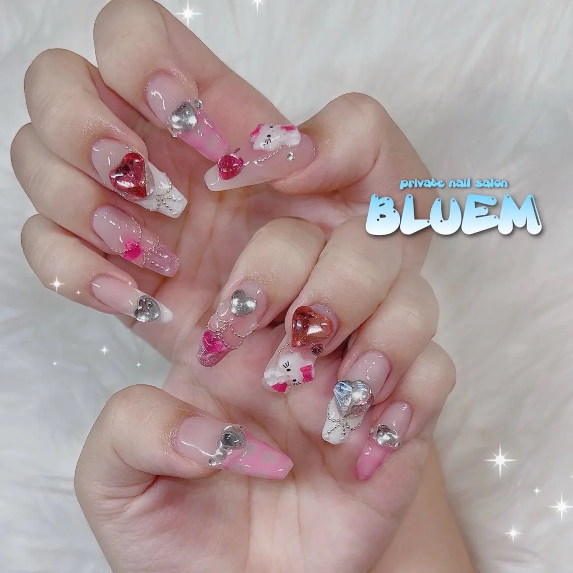 ネイル ハンドネイル BLUEM なな🐶のネイルデザイン