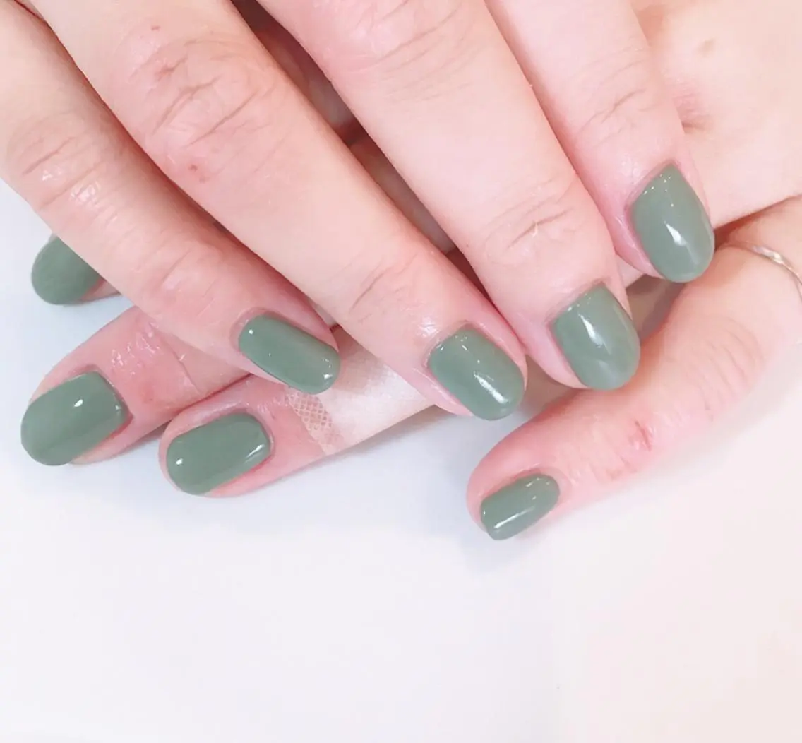 ネイル オフィスネイル シンプルネイル ハンドネイル nailsalon SIMB.のネイルデザイン