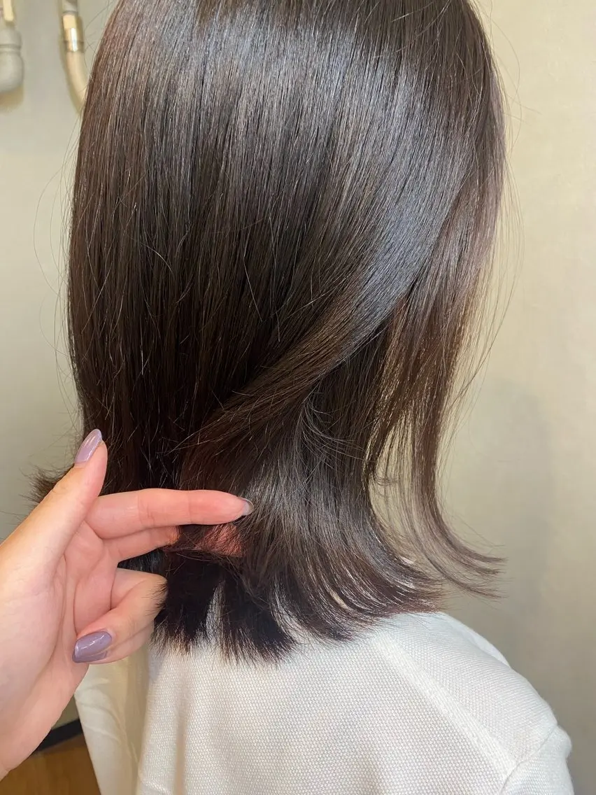 ミディアム カット ヘアカラー トリートメント 猪股 華乃のヘアスタイル