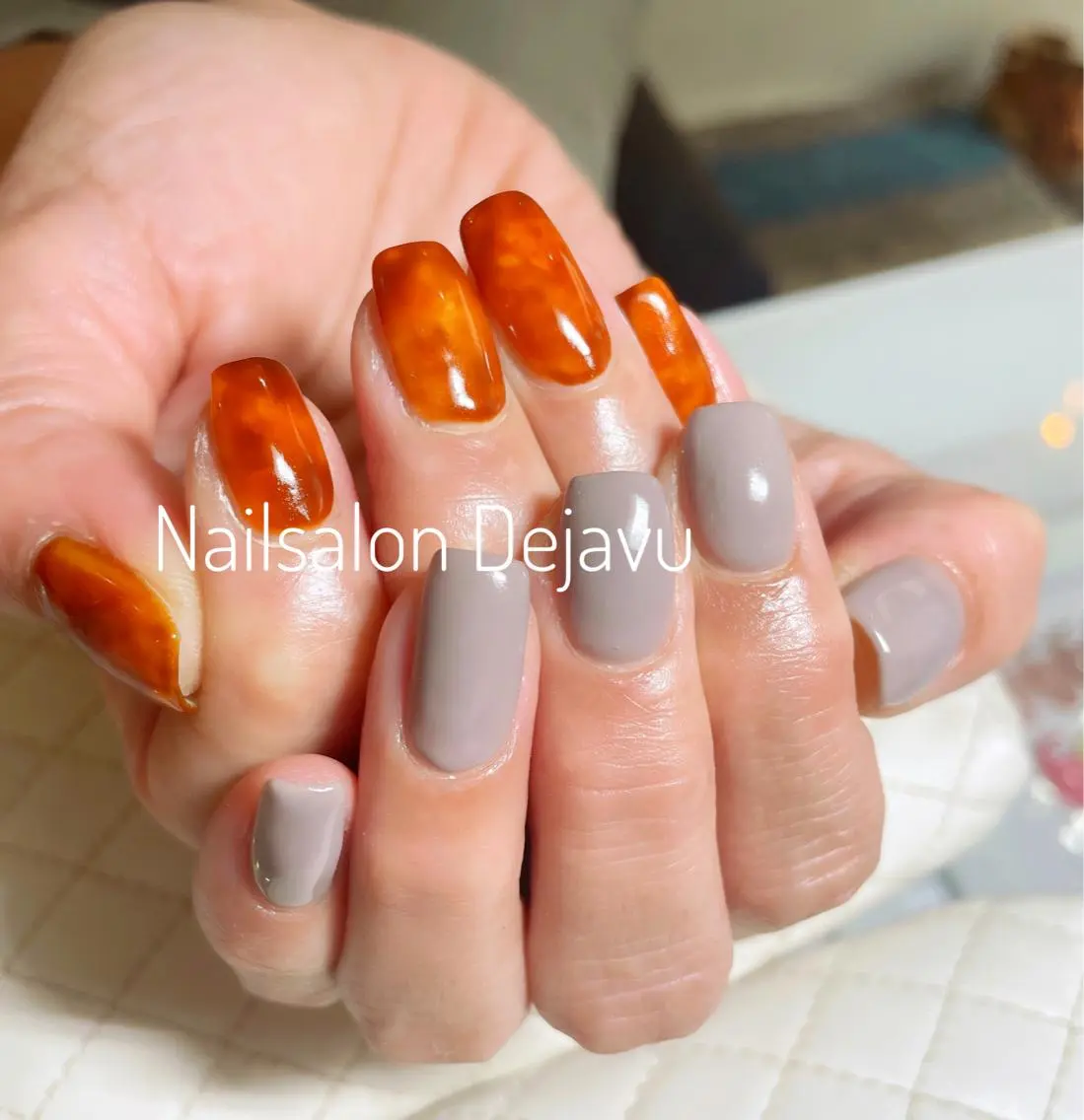ネイル アートネイル べっ甲ネイル ジェルネイル ワンカラーネイル Nail salon Dejavu 🌿のネイルデザイン