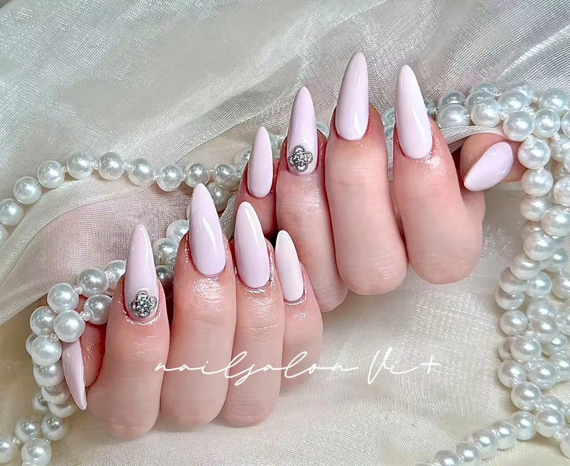 ネイル ハンドネイル ✨Nailsalon Vi+✨のネイルデザイン