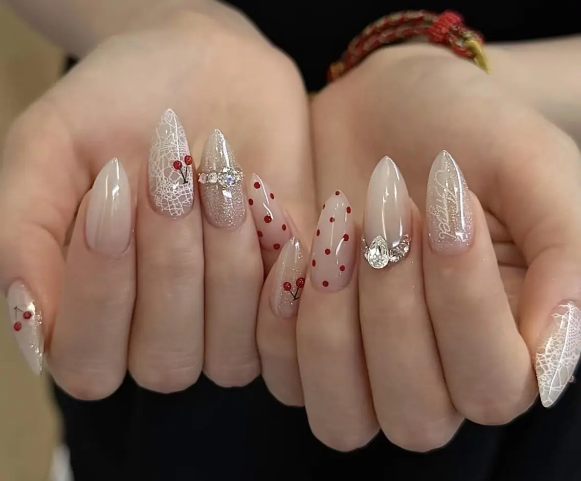 ネイル ハンドネイル 🎀 Ayaka_nailのネイルデザイン