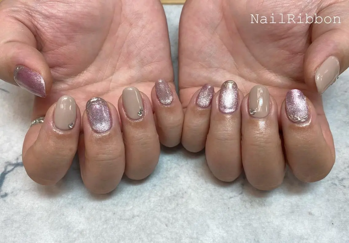ネイル ネイルリボン 受付スタッフのネイルデザイン