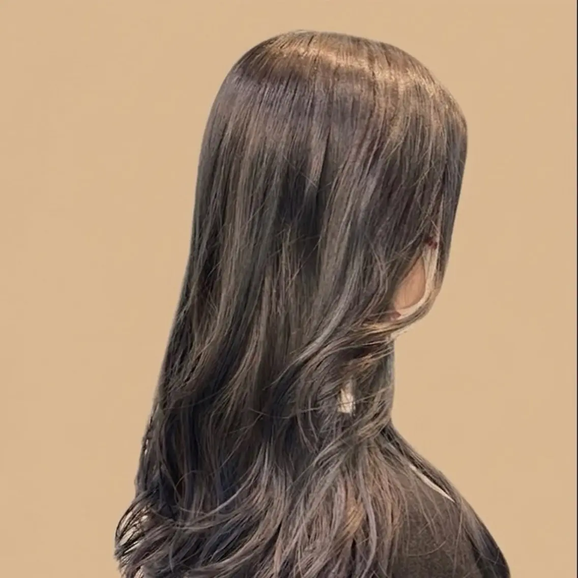 カラー ブリーチ ブルーカラー ブルーラベンダー グレージュ インナーカラー 真野 令子のヘアスタイル