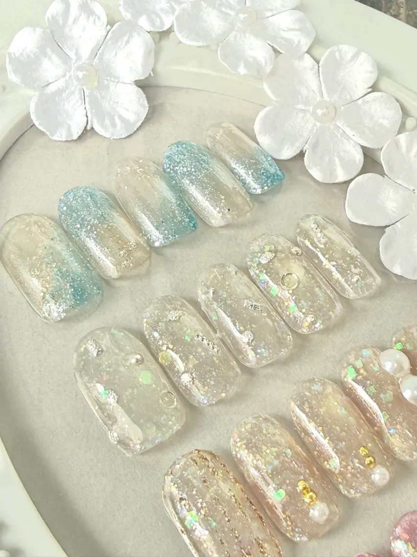 ネイル キラキラネイル Nail Salon EVICHUのネイルデザイン