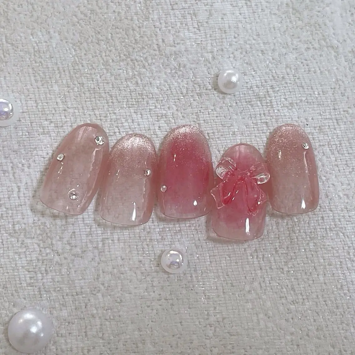 ネイル オーロラネイル フットネイル フレンチネイル ジェルネイル マグネットネイル ハンドネイル kiki nail &brow二子玉川のネイルデザイン